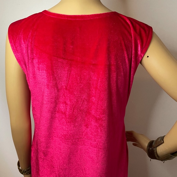 Magenta velour sleeveless duster tunic with slits! - Picture 8 of 12